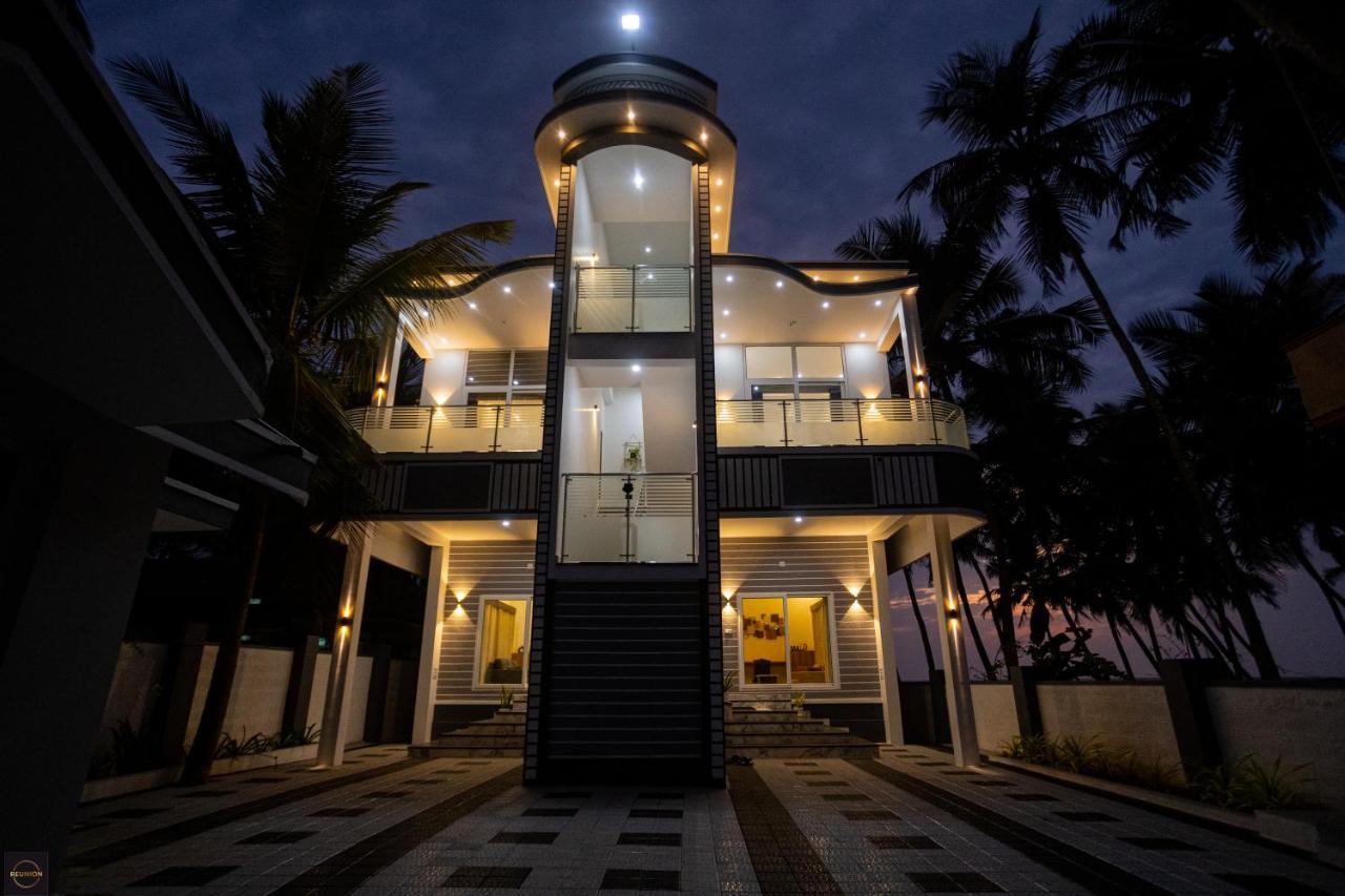 Reunion Ocean Manor - Beach House Udupi Kültér fotó