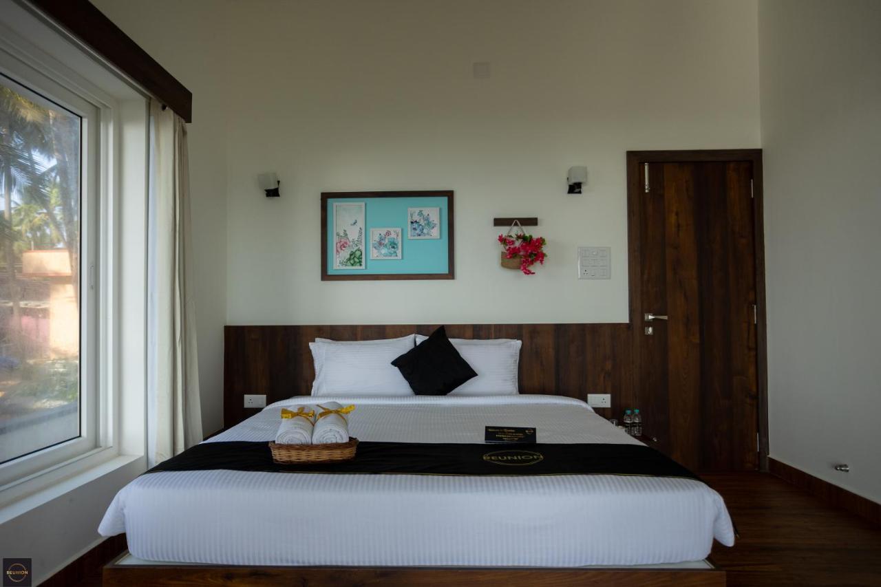 Reunion Ocean Manor - Beach House Udupi Kültér fotó