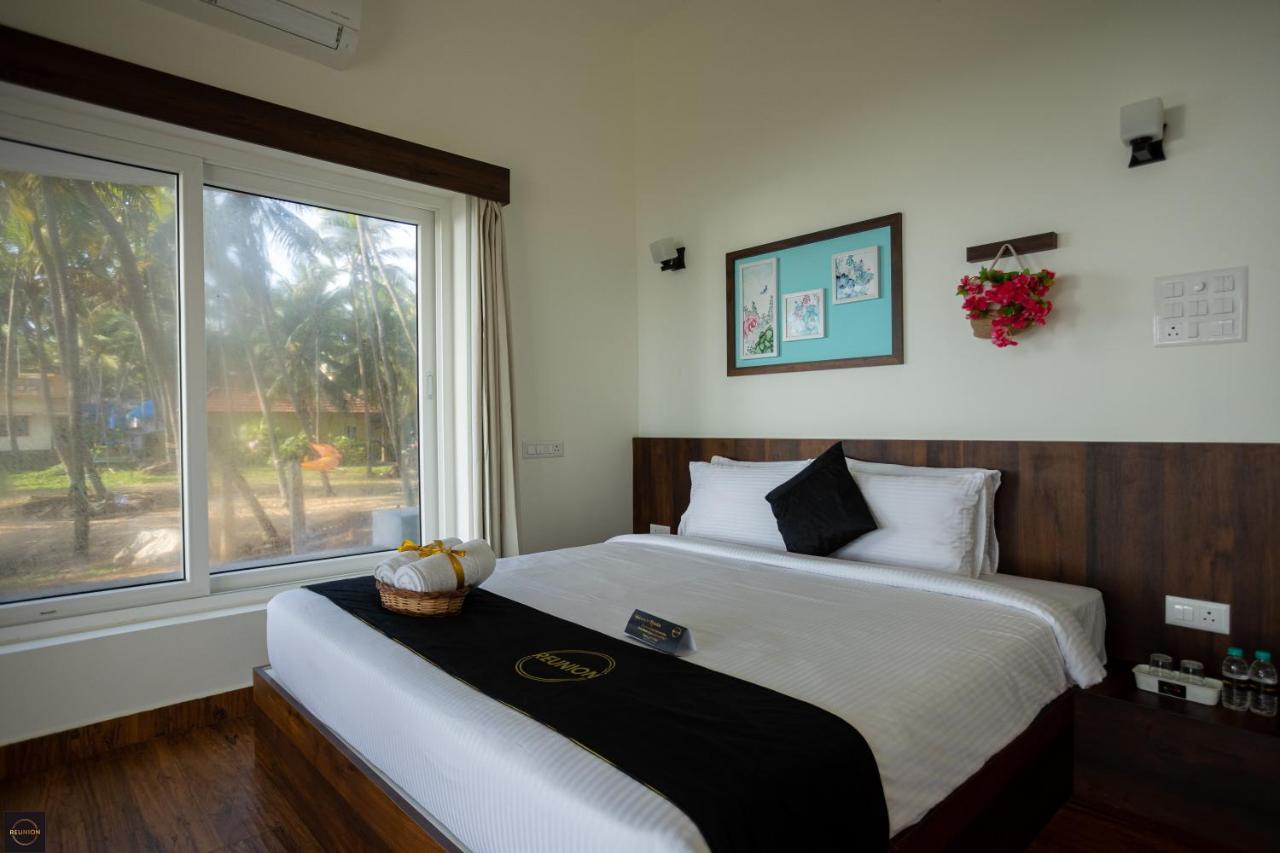 Reunion Ocean Manor - Beach House Udupi Kültér fotó