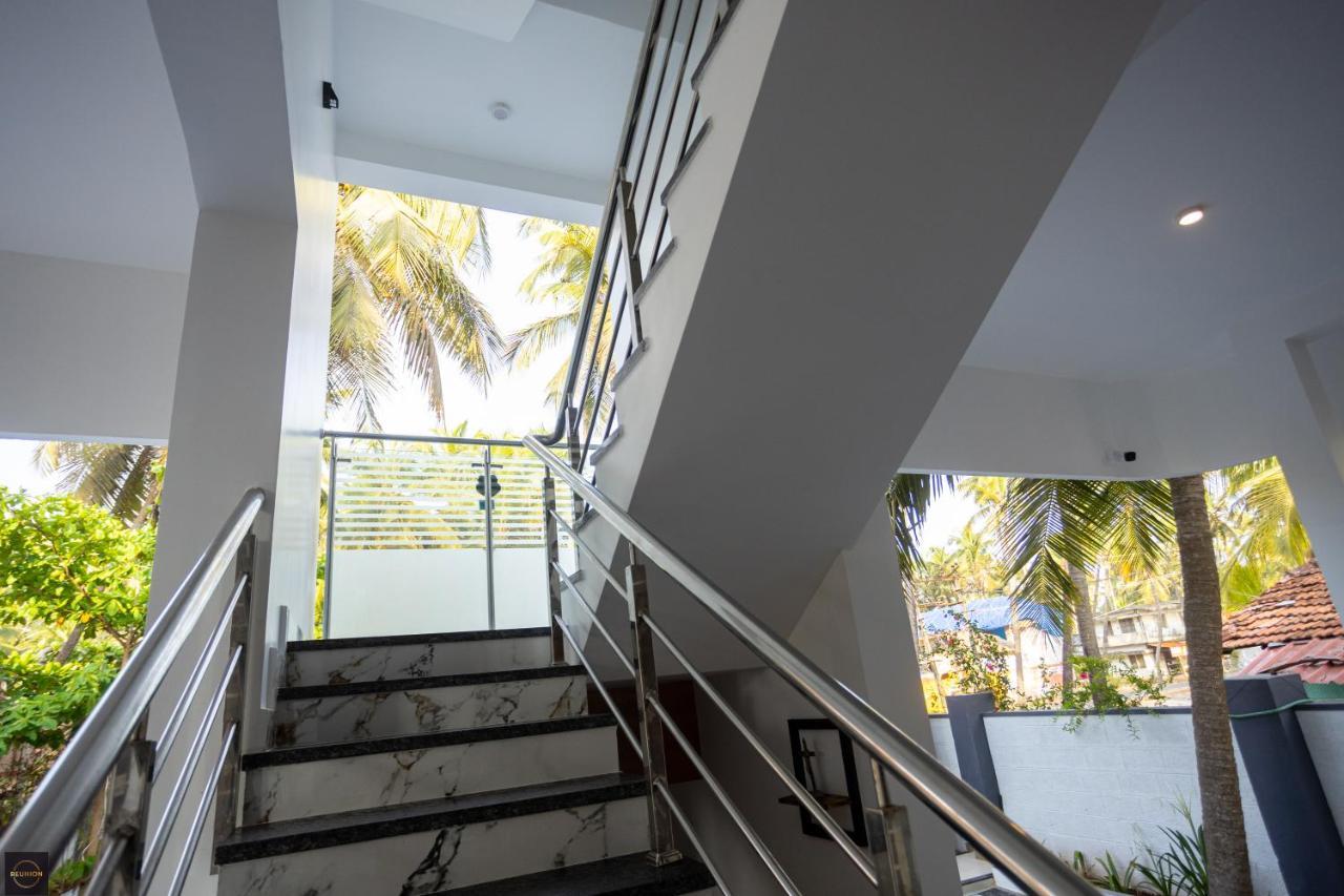 Reunion Ocean Manor - Beach House Udupi Kültér fotó